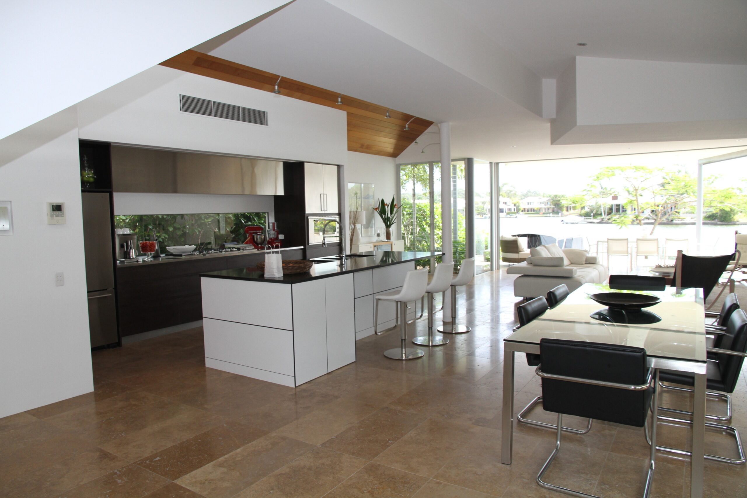 Hi-gloss modern style mixed with Walnut